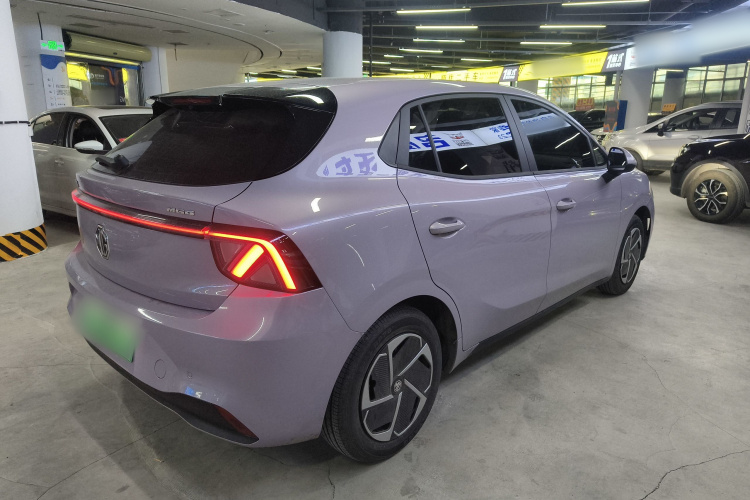 MG 4 EV 2025 #5 MG 4 EV 2025 car image #5