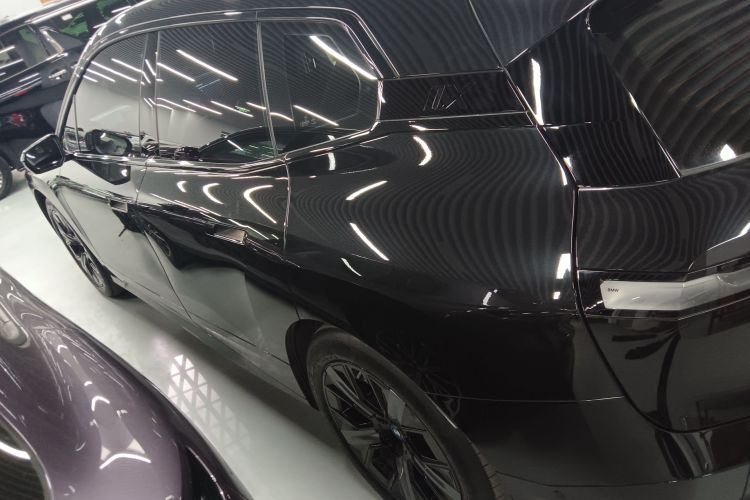 BMW i5 M60 2022 car image #5