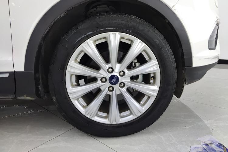 Ford Kuga 2017 car image #5