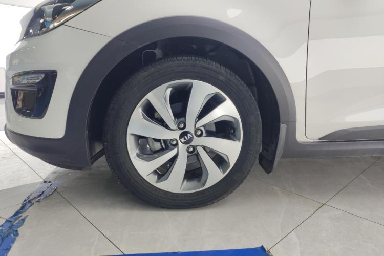 Kia Rio Cross 2019 صورة سيارة #5