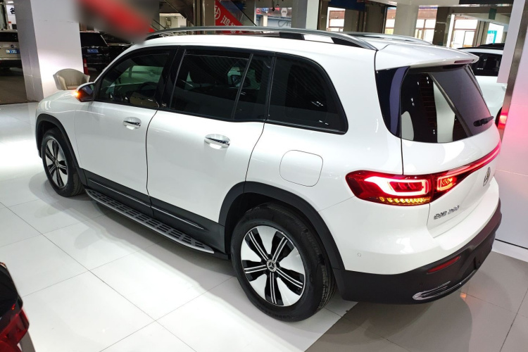 Mercedes-Benz EQB Class 2022 #5 Mercedes-Benz EQB Class 2022 car image #5