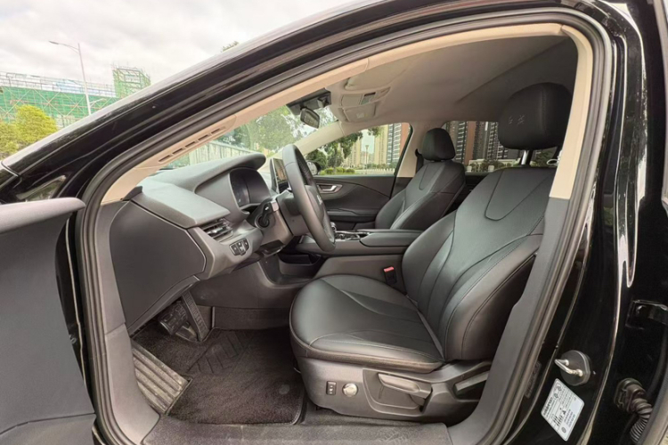 HongQi E-QM5 2022 immagine di auto #5