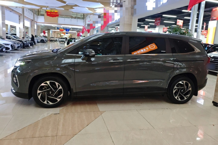 Hyundai Custo 2023 #5 Hyundai Custo 2023 car image #5