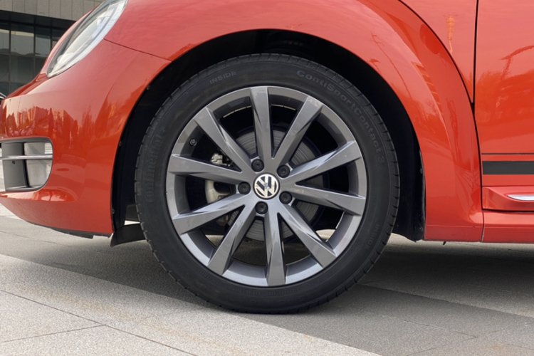 Volkswagen Beetle 2016 car image #5