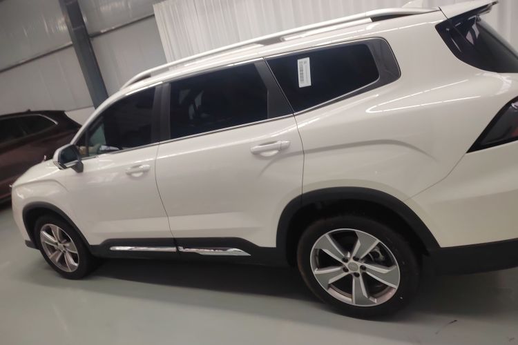 GEELY Okavango L 2024 car image #5