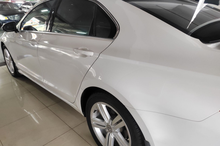 Volkswagen Lamando 2018 immagine di auto #5