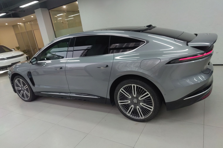 蔚来 蔚来ET9 2025 汽车图片 #5