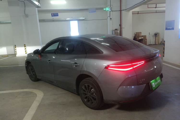 BYD e7 2025 #5 BYD e7 2025 car image #5