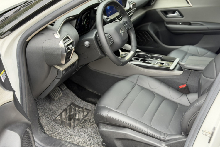 Citroen C5 X 2023 car image #5