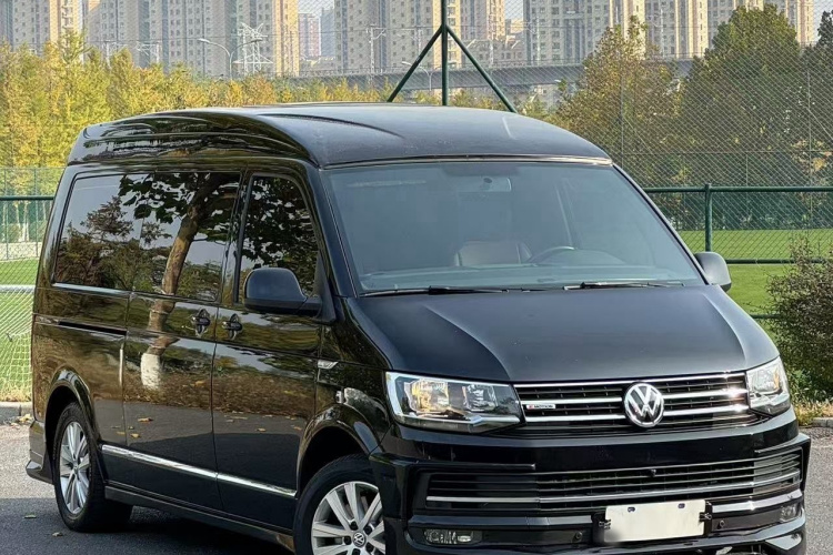 Volkswagen Caravelle 2017 car image #5