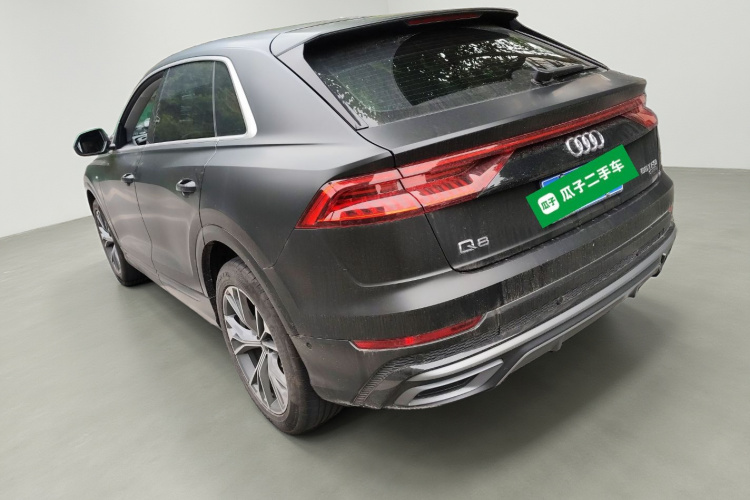 Audi Q8 2024 car image #5
