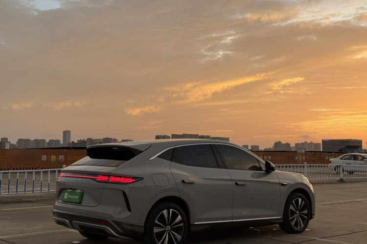 Denza N7 2023 #5 Denza N7 2023 car image #5