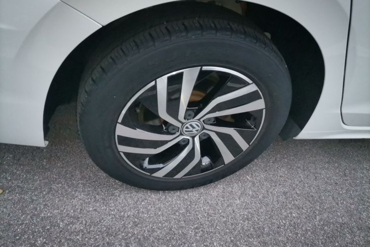 Volkswagen Bora Pure Electric 2020 صورة سيارة #5