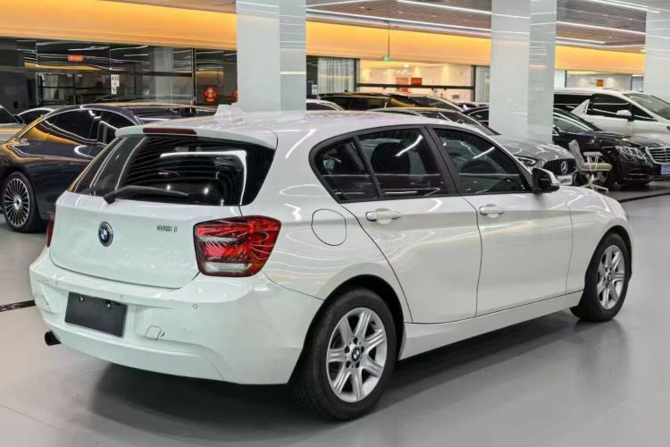 BMW 1 Series (Imported) 2013 car image #5