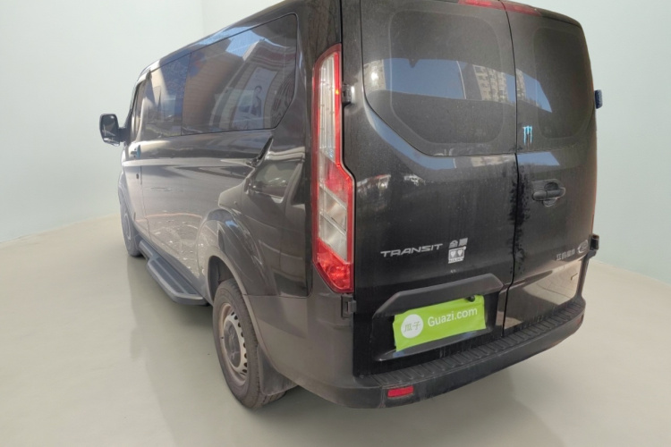 Ford Transit 2022 car image #5