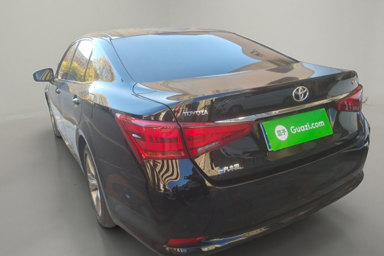 丰田 皇冠 2017 汽车图片 #5