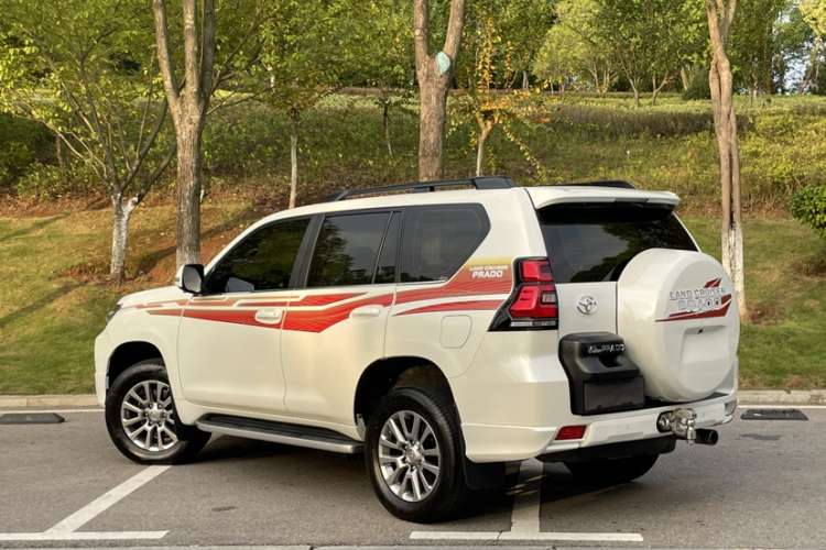 Toyota Land Cruiser Prado 2020 #5 Toyota Land Cruiser Prado 2020 car image #5