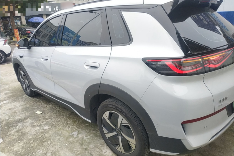 BYD Sea Lion 05 EV 2025 #5 BYD Sea Lion 05 EV 2025 car image #5