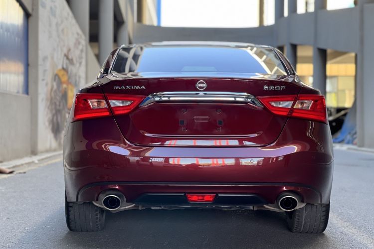 Nissan Maxima 2016 immagine di auto #5