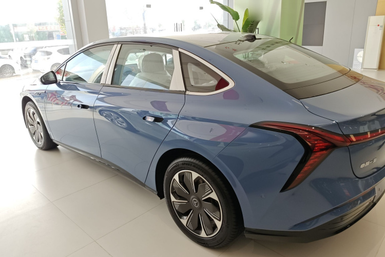 HongQi TianGong 05 2025 immagine di auto #5