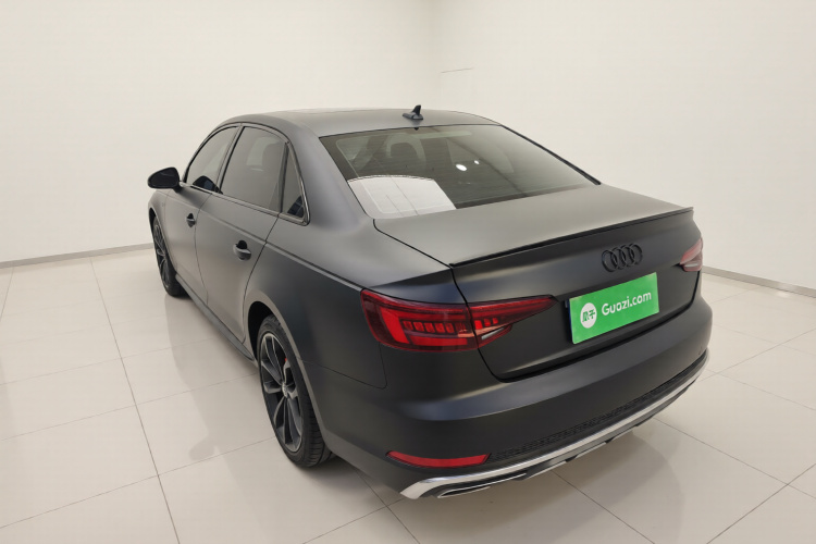 Audi A4L 2019 car image #5