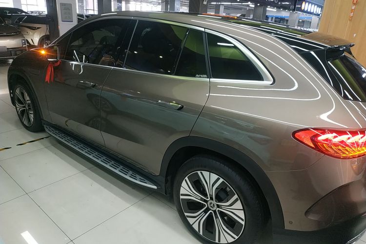 Mercedes-Benz EQE SUV 2023 #5 Mercedes-Benz EQE SUV 2023 car image #5