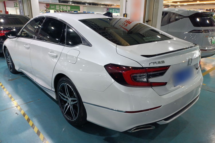 BYD F3R 2023 #5 BYD F3R 2023 car image #5