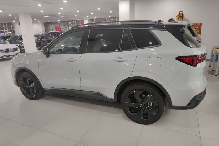 Ford Equator Sport New Energy 2024 car image #5