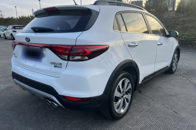 Kia Rio Cross 2018 صورة سيارة #5