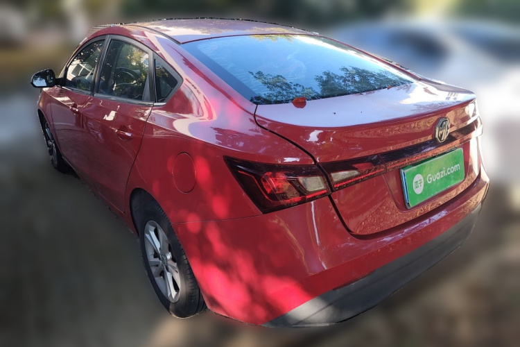 MG GT 2015 #5 MG GT 2015 car image #5