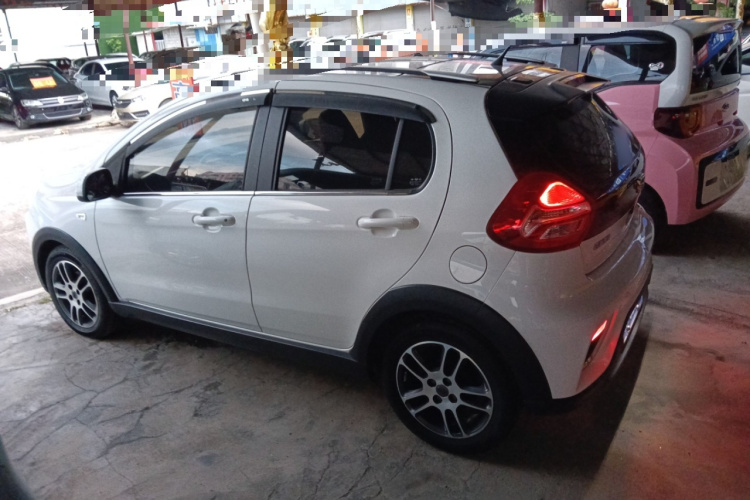 GEELY Vision X1 2019 #5 GEELY Vision X1 2019 car image #5