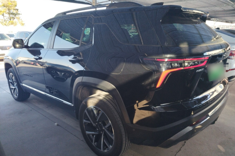 Chevrolet Equinox Plus 2024 #5 Chevrolet Equinox Plus 2024 car image #5