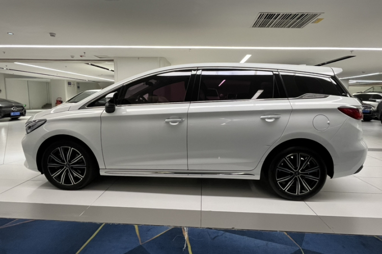 比亚迪 宋MAX新能源 2019 汽车图片 #5