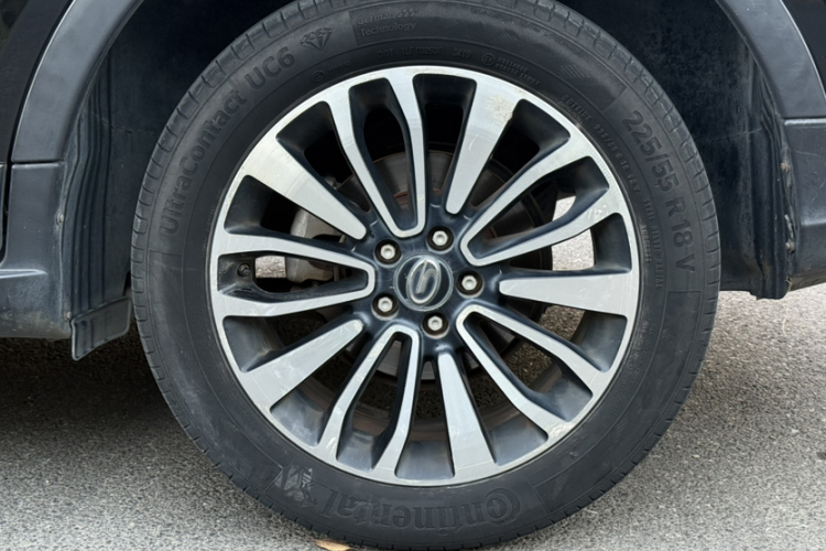 GAC Trumpchi GS5 2016 #5 GAC Trumpchi GS5 2016 изображение автомобиля #5