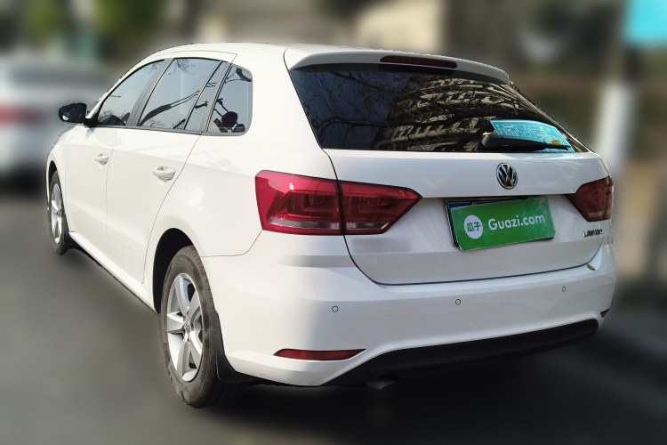 Volkswagen Gran Lavida 2017 car image #5