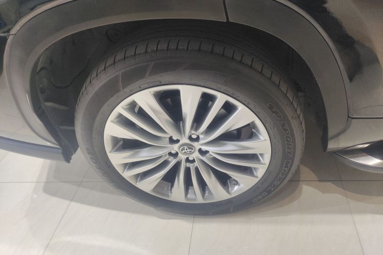 Toyota Highlander (Imported) 2022 immagine di auto #5