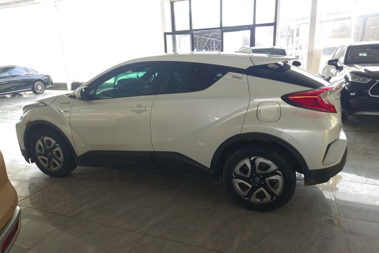Toyota C-HR EV 2021 #5 Toyota C-HR EV 2021 immagine di auto #5