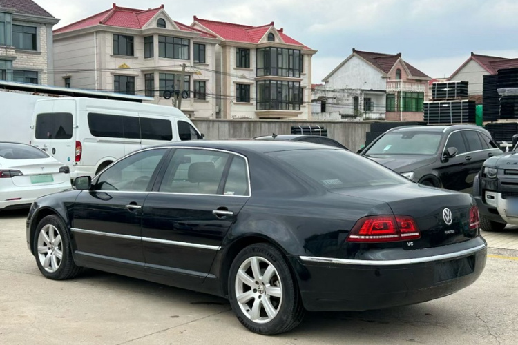 Volkswagen Pheaton 2016 immagine di auto #5