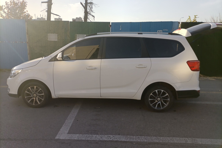 五菱汽车 五菱730 2021 汽车图片 #5