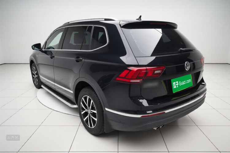 Volkswagen Tiguan L 2018 immagine di auto #5