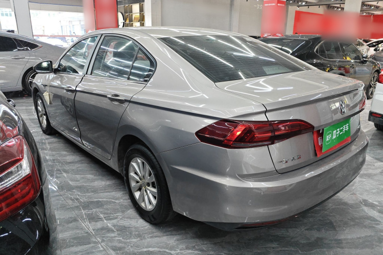 Volkswagen Bora 2019 car image #5