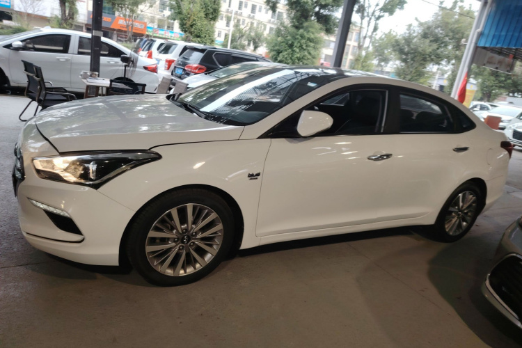 Hyundai Mistra 2017 #5 Hyundai Mistra 2017 car image #5