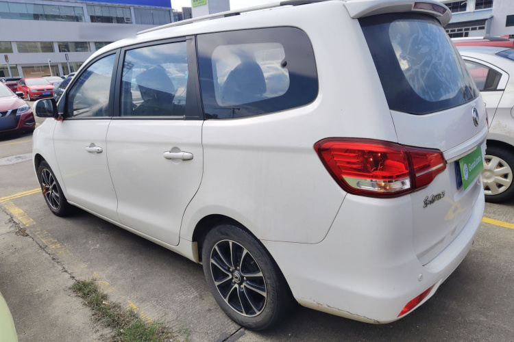 Forthing S500 2015 изображение автомобиля #5