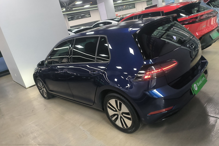 Volkswagen Golf New Energy (Imported) 2019 صورة سيارة #5