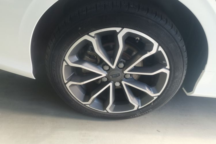 GEELY Binray 2021 immagine di auto #5
