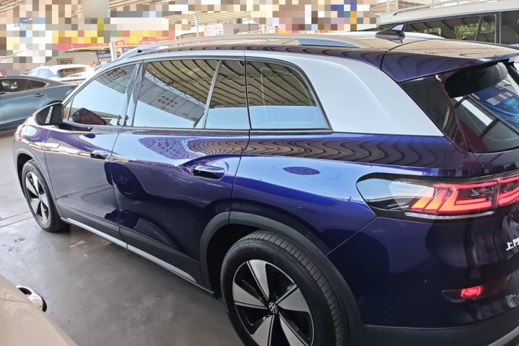 Volkswagen ID.6 X 2022 immagine di auto #5