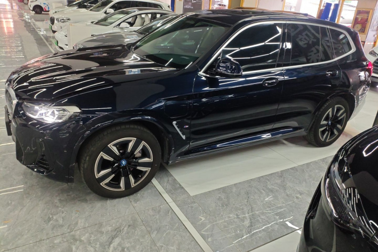 BMW iX3 2022 #5 BMW iX3 2022 car image #5