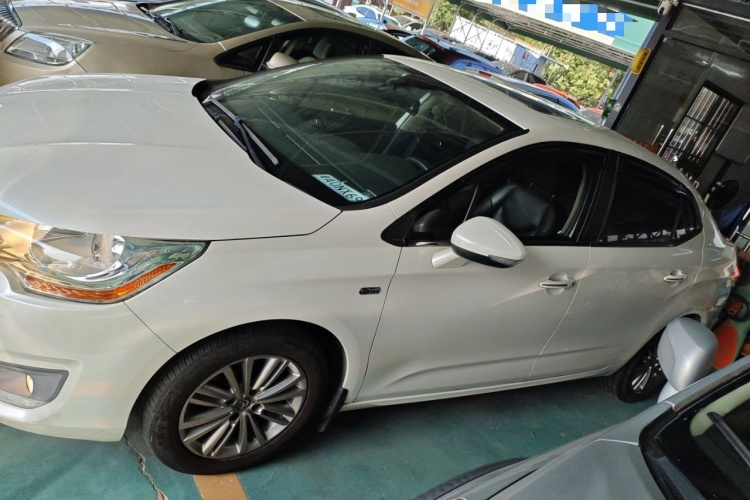 Citroen C4L 2016 image de voiture #5