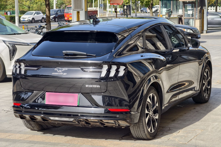 Ford Mustang Mach-E 2023 #5 Ford Mustang Mach-E 2023 car image #5