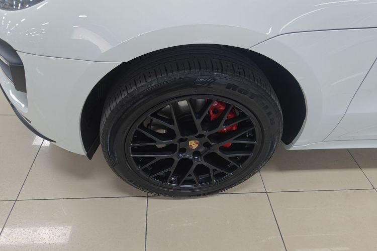 2018 #5 2018 car image #5